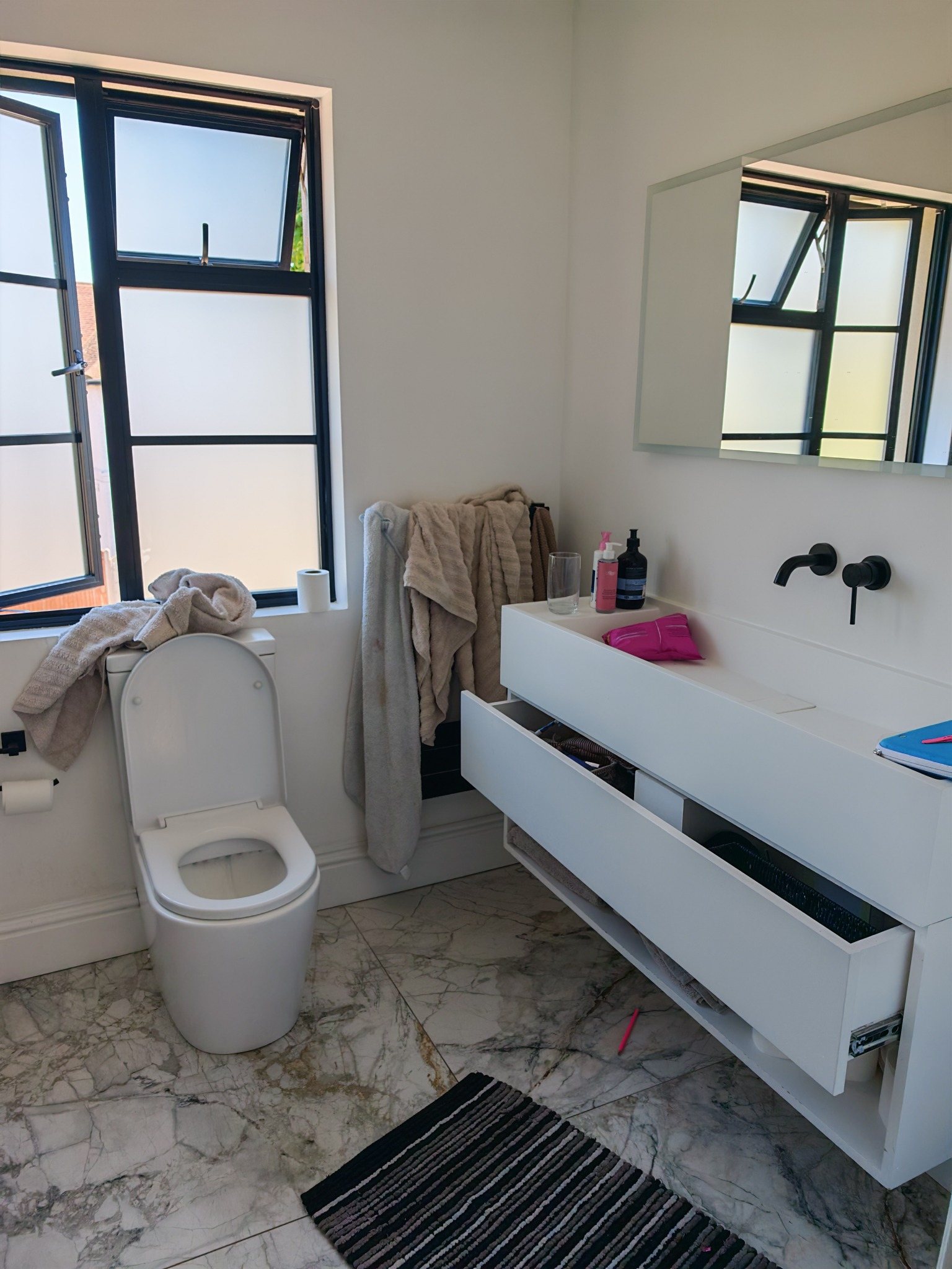 Bathroom before cleaning